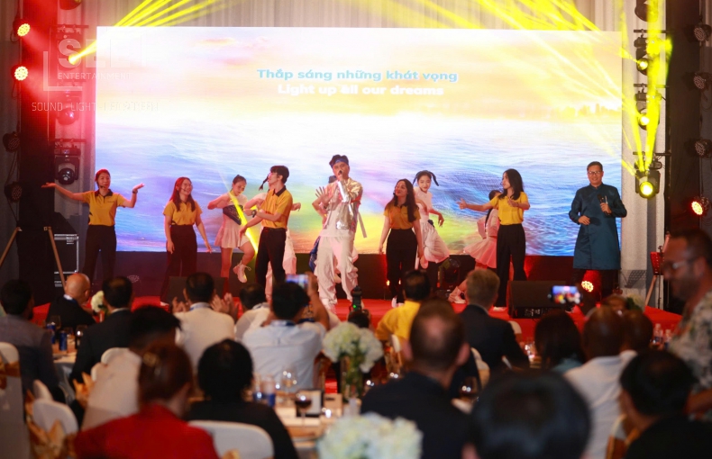 BỮA TIỆC GALA DINNER HOÀNH TRÁNG TẠI MIKAZUKI – ĐỈNH CAO CỦA SỰ GẮN KẾT