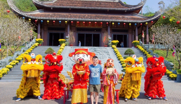 Lễ hội Thần Tài 2025 tại Công Viên Suối Khoáng Nóng Núi Thần Tài