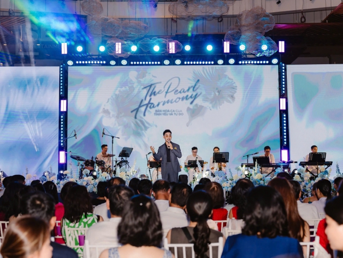 🌸 The Pearl Harmony – Bản hòa ca của Tình yêu và Tự do 🌊