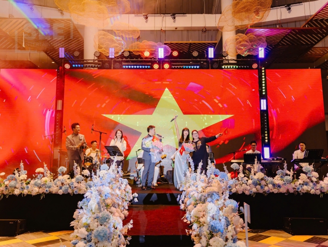 🌸 The Pearl Harmony – Bản hòa ca của Tình yêu và Tự do 🌊