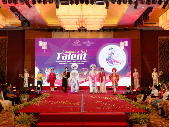 🌟 CROWNE’S GOT TALENT – BẢN SẮC TỎA SÁNG NGAY CHÍNH NGÔI NHÀ CROWNE PLAZA