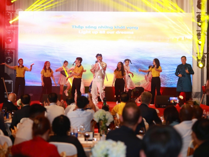 BỮA TIỆC GALA DINNER HOÀNH TRÁNG TẠI MIKAZUKI – ĐỈNH CAO CỦA SỰ GẮN KẾT